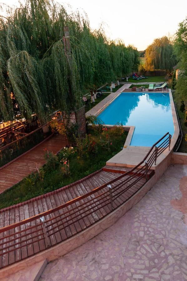 Paradis Hotel Mila Douăzeci şi Trei Exterior foto